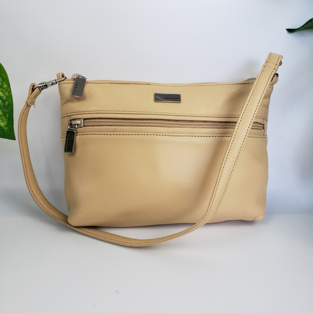 Perlina Tan Leather Shoulder Clutch Satchel Vintage Classic Minimalist 9 x 6